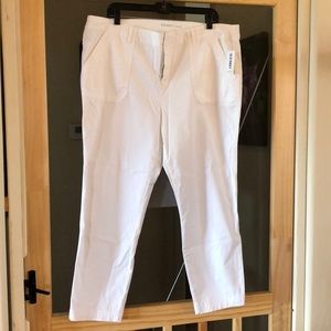 NWT Old Navy white stretch ankle pants